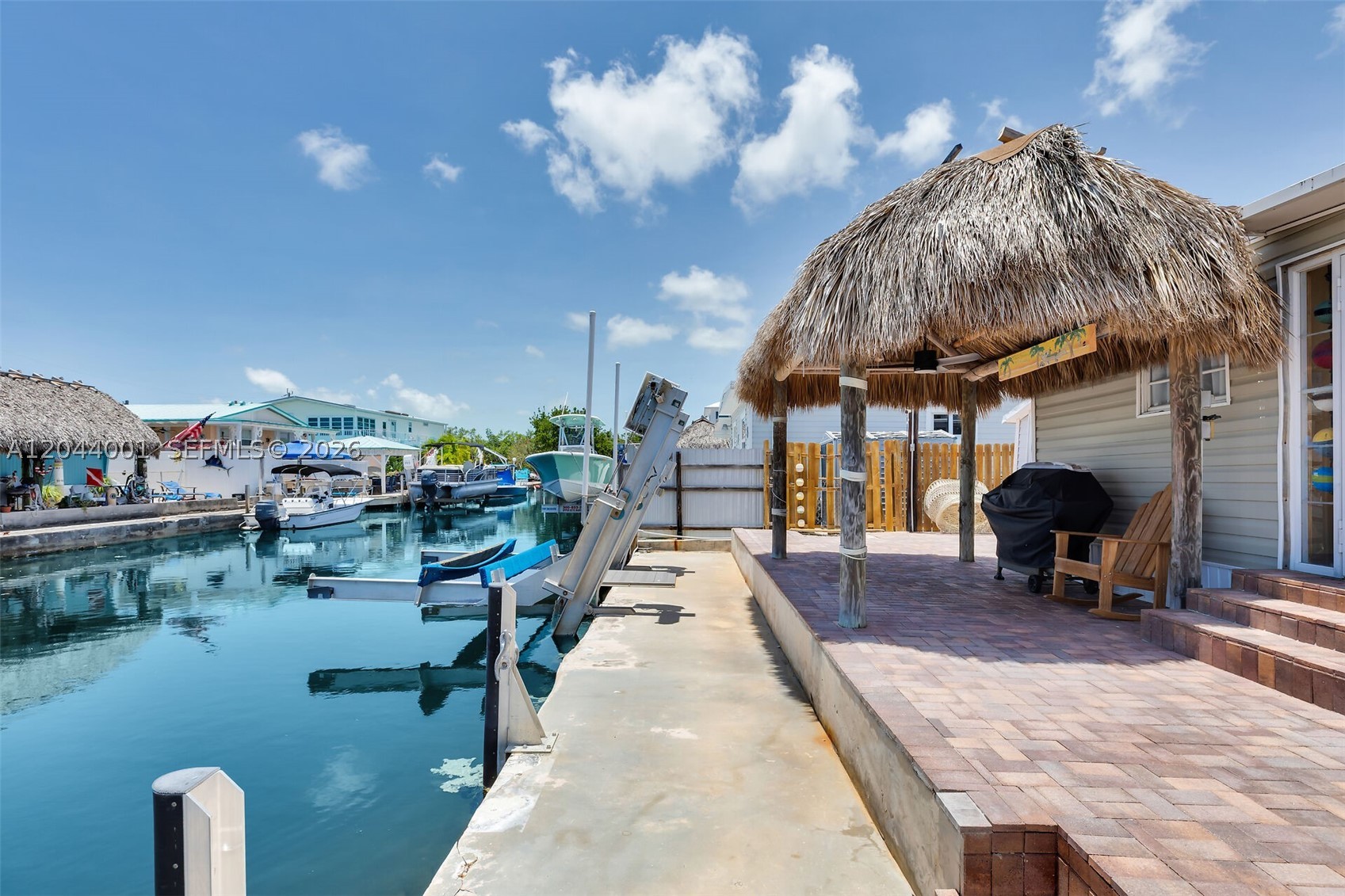 KEY LARGO TRAILER VILLAGE - Residential