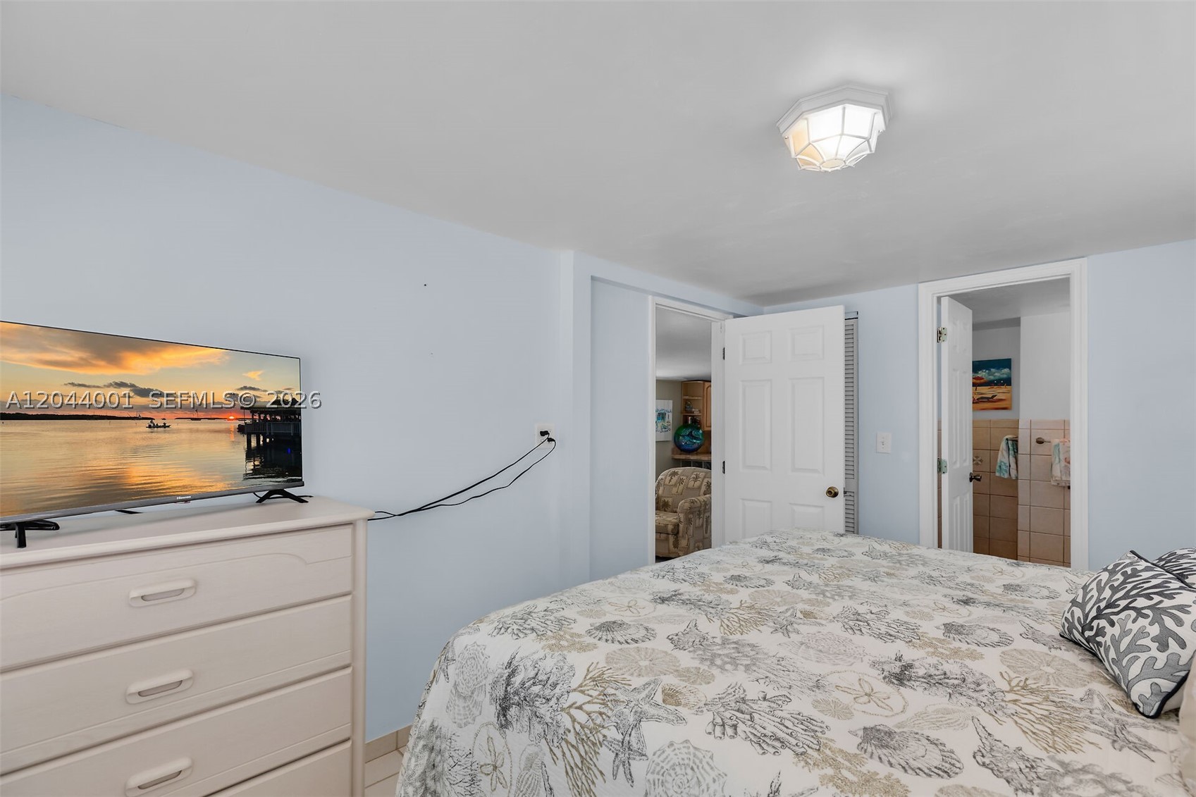 KEY LARGO TRAILER VILLAGE - Residential
