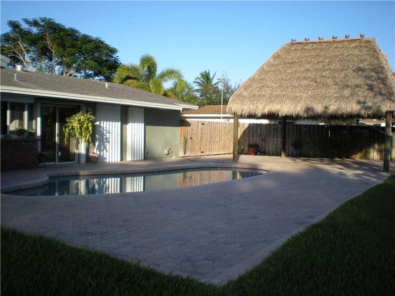 PINE SHORE SEC ONE - Residential Lease