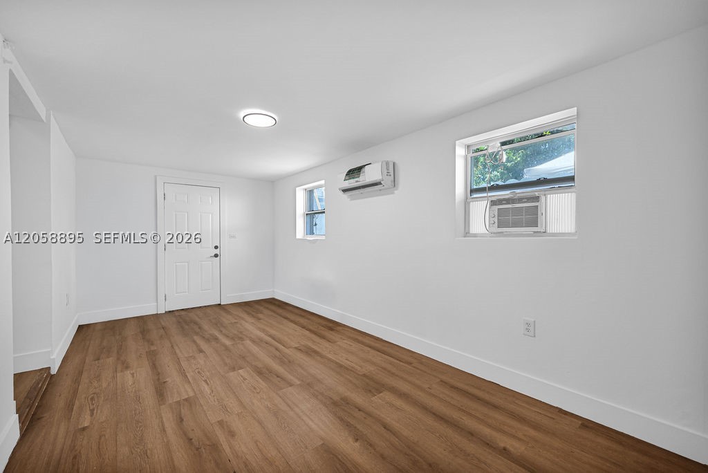 62ND STREET HEIGHTS - Residential Income