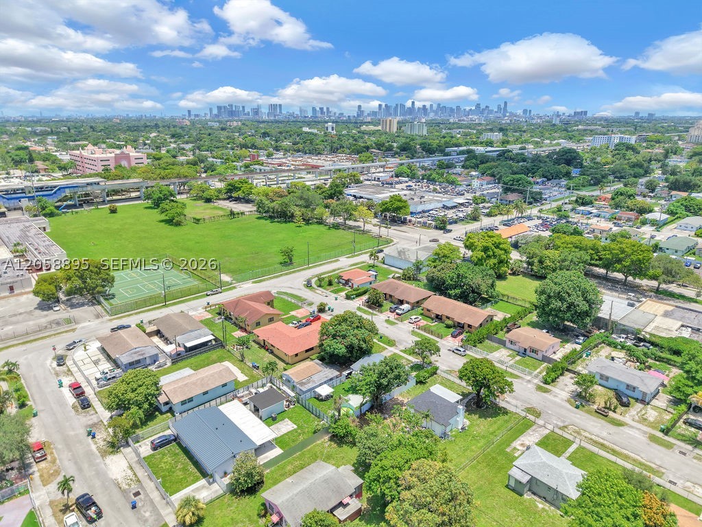 62ND STREET HEIGHTS - Residential Income