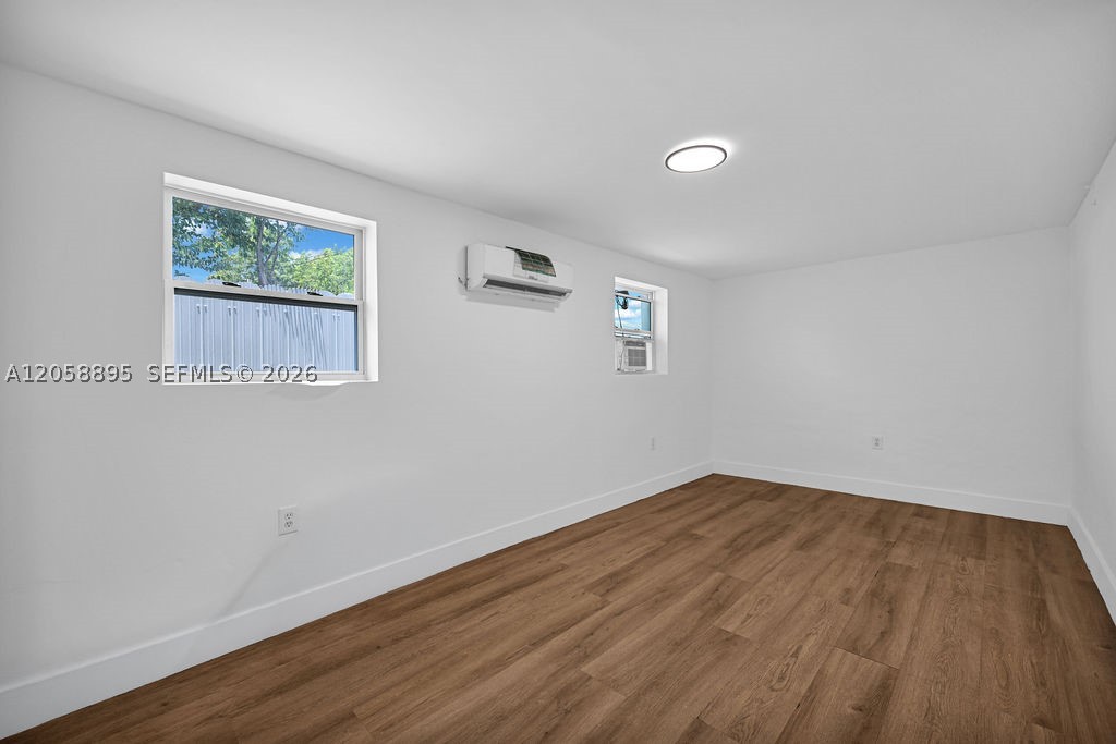 62ND STREET HEIGHTS - Residential Income