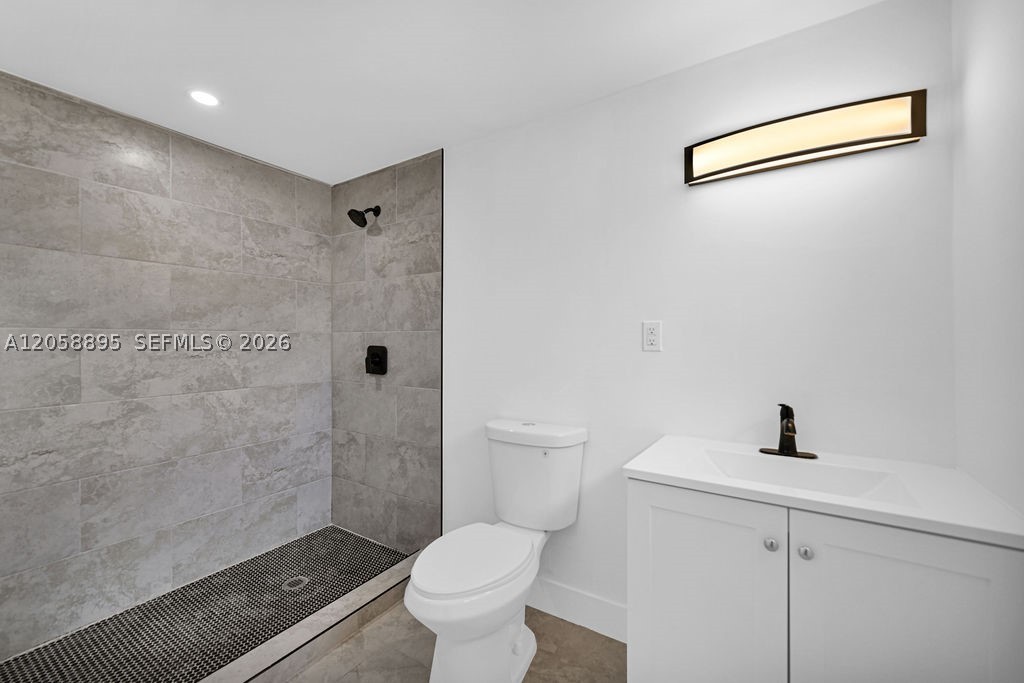 62ND STREET HEIGHTS - Residential Income