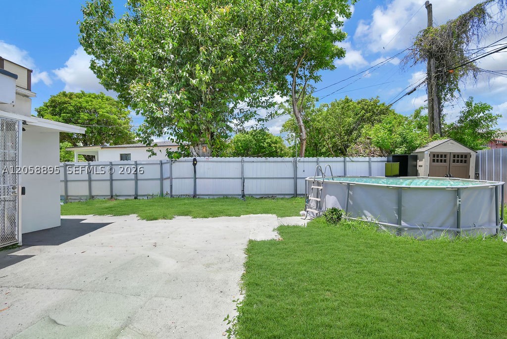 62ND STREET HEIGHTS - Residential Income