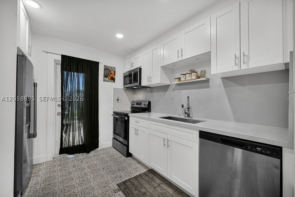 62ND STREET HEIGHTS - Residential Income