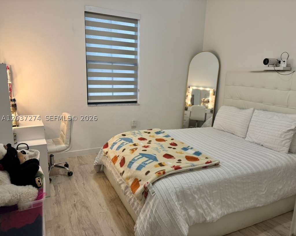 CENTURY PARK SOUTH - Residential Lease