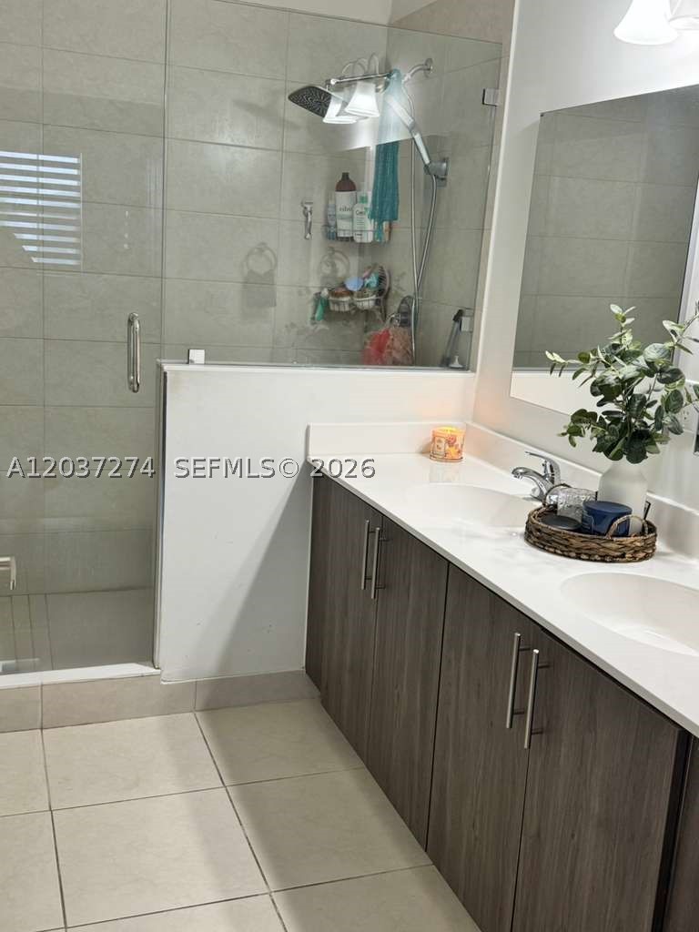 CENTURY PARK SOUTH - Residential Lease