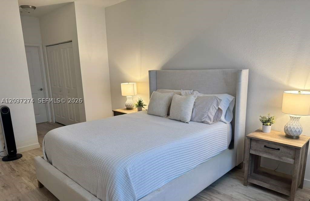 CENTURY PARK SOUTH - Residential Lease