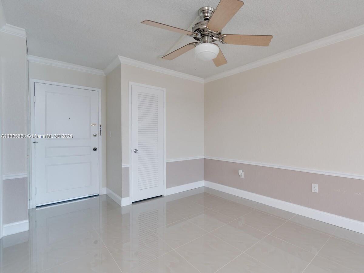 STRATFORD HOUSE CONDO - Residential