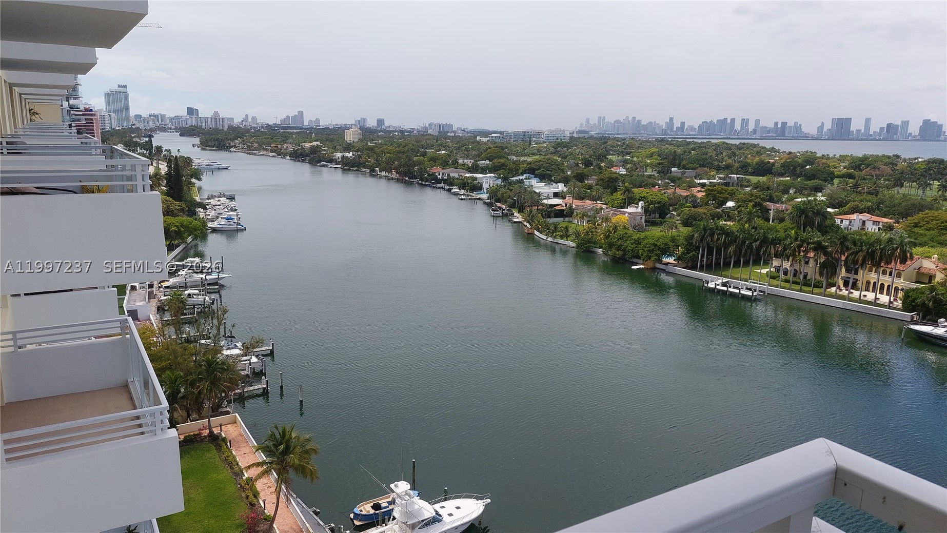 5600 CONDO - Residential
