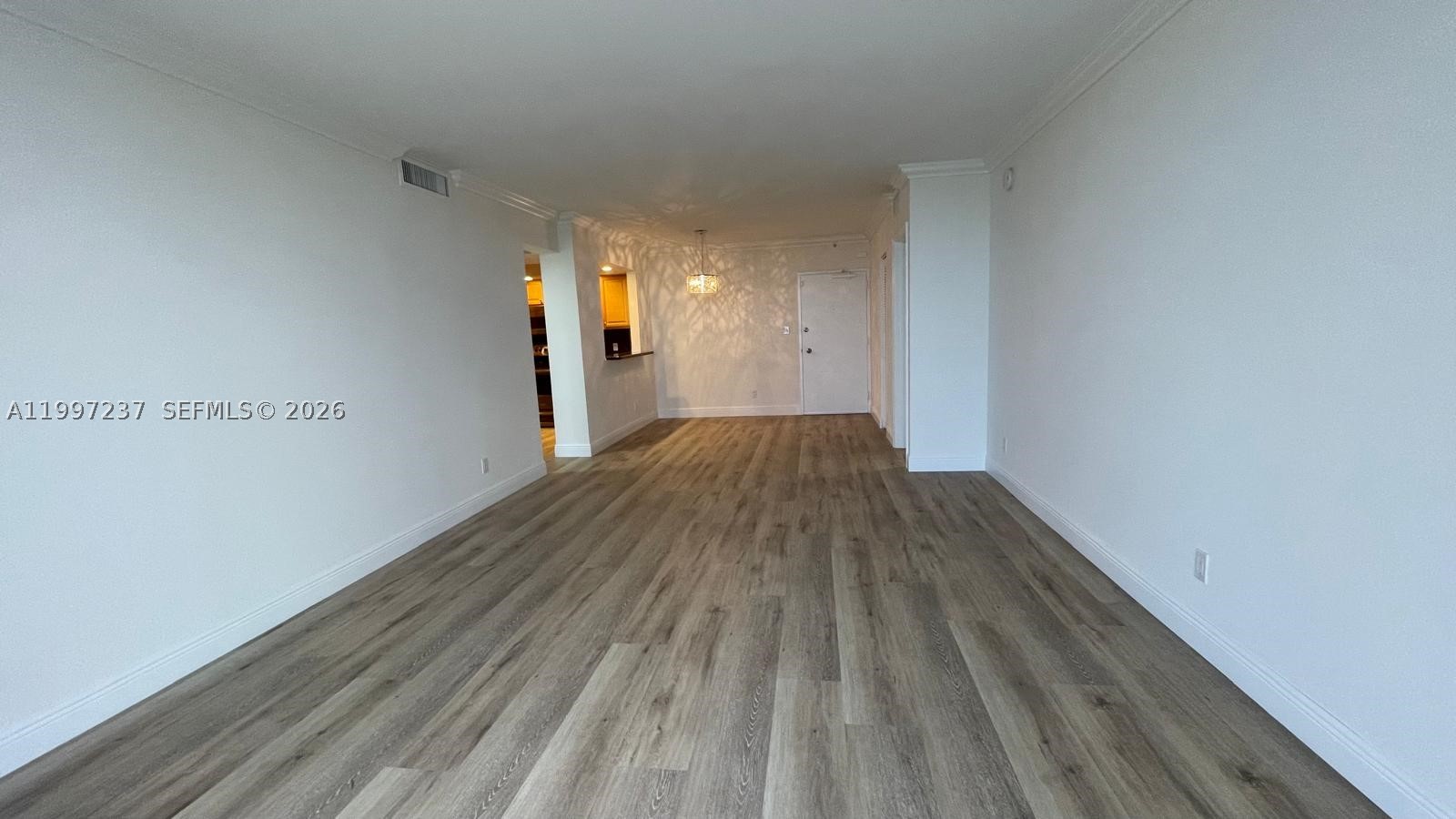 5600 CONDO - Residential