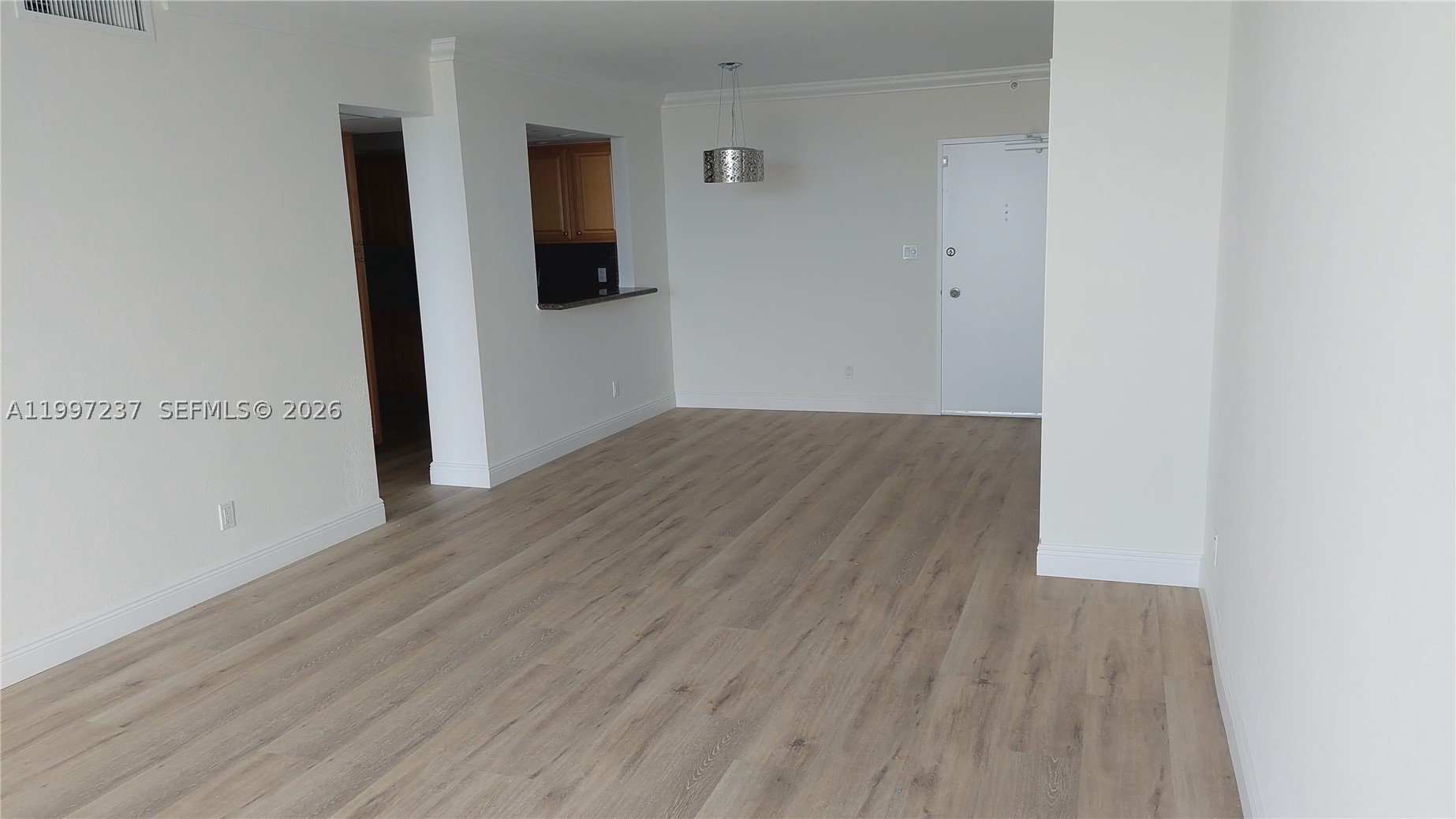 5600 CONDO - Residential
