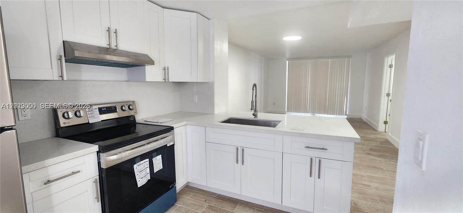 POINT SOUTH CONDO - Residential Lease