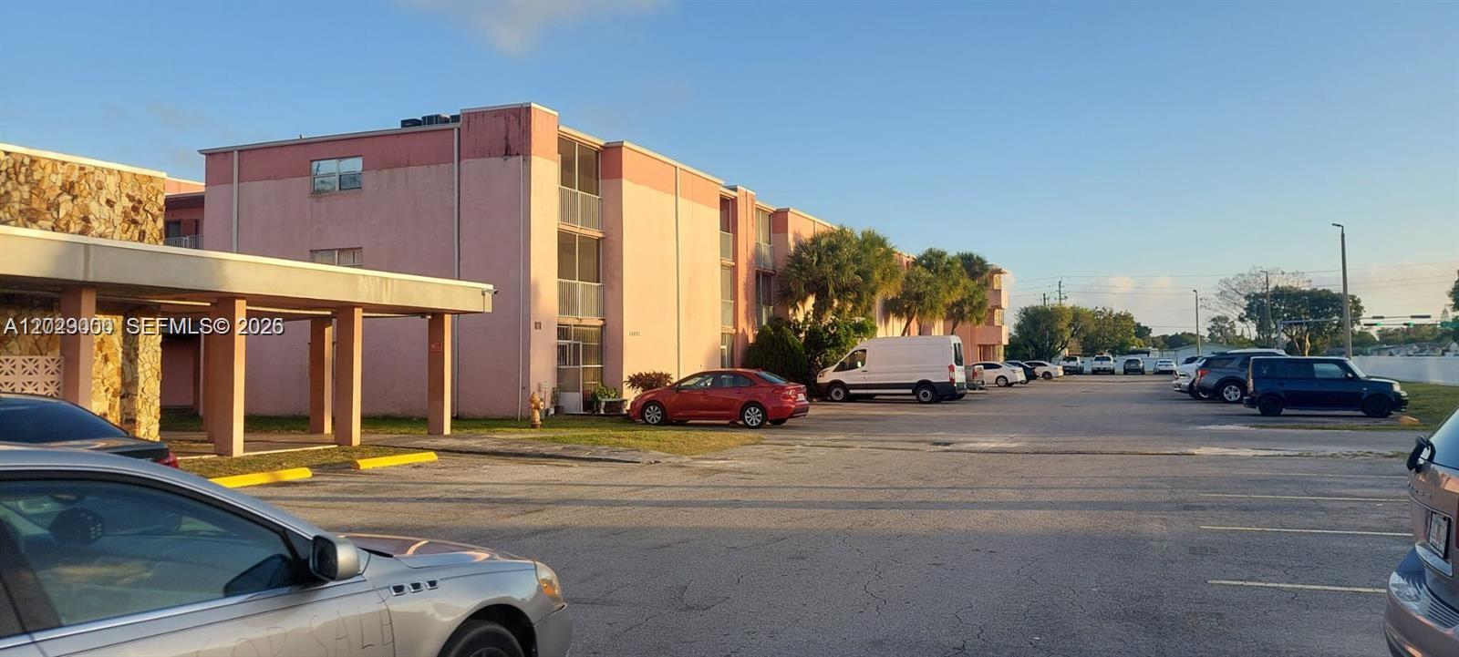 POINT SOUTH CONDO - Residential Lease