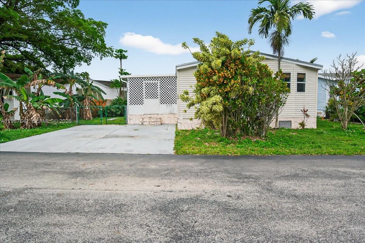 Located at the gateway to the FL Keys  in a well-maintained gated community is your new home that blends comfort, convenience, and South Florida charm. Inside you’ll find NEW flooring throughout, baseboards and freshly painted walls. The living, dining, and kitchen areas flow seamlessly perfect for everyday living and easy entertaining. The kitchen offers ample cabinet space and functionality. Spacious bedrooms provide a relaxing retreat. The screened in patio allows you to enjoy your outdoor space year round.
The community offers multiple lakes, playground, a community pool, and clubhouse. Ideally located near shopping, dining, parks, and major highways both North and South.
Whether you’re a first-time buyer, downsizing, or looking for an investment, this property is a fantastic opportunity to enjoy the best of Homestead living.