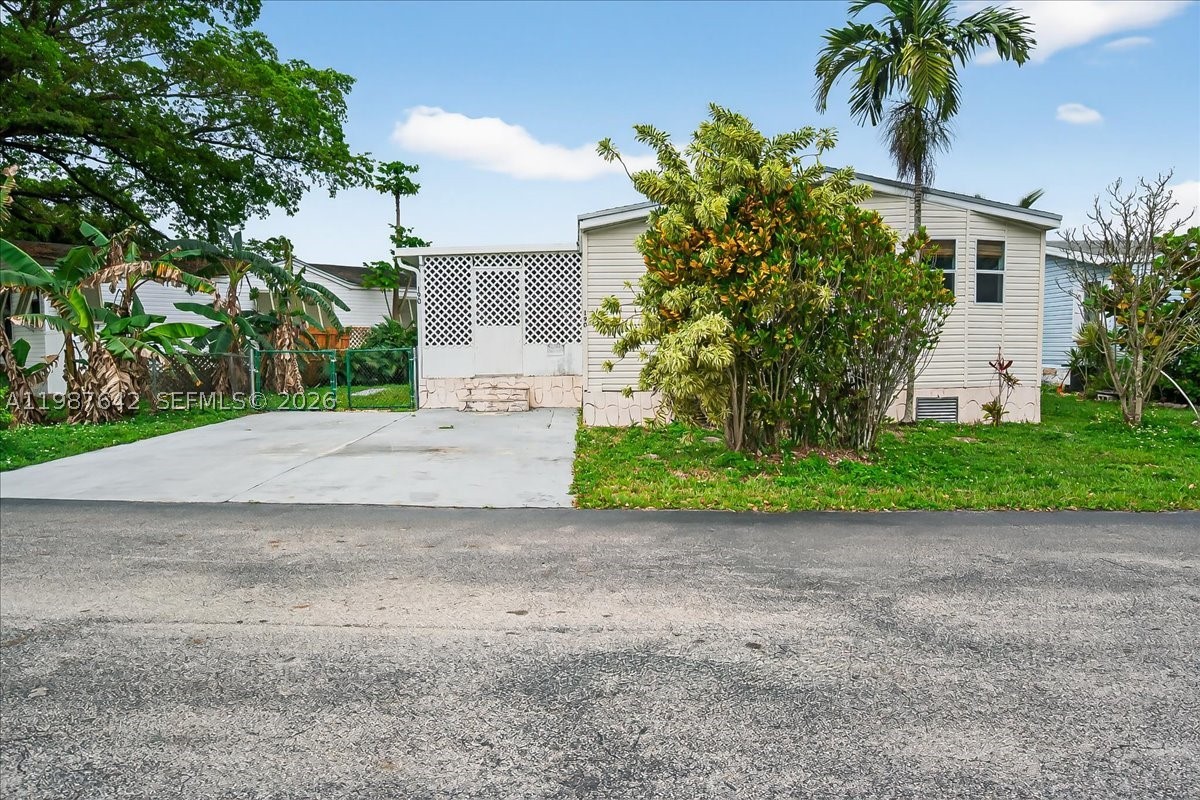 Located at the gateway to the FL Keys  in a well-maintained gated community is your new home that blends comfort, convenience, and South Florida charm. Inside you’ll find NEW flooring throughout, baseboards and freshly painted walls. The living, dining, and kitchen areas flow seamlessly perfect for everyday living and easy entertaining. The kitchen offers ample cabinet space and functionality. Spacious bedrooms provide a relaxing retreat. The screened in patio allows you to enjoy your outdoor space year round.
The community offers multiple lakes, playground, a community pool, and clubhouse. Ideally located near shopping, dining, parks, and major highways both North and South.
Whether you’re a first-time buyer, downsizing, or looking for an investment, this property is a fantastic opportunity to enjoy the best of Homestead living.