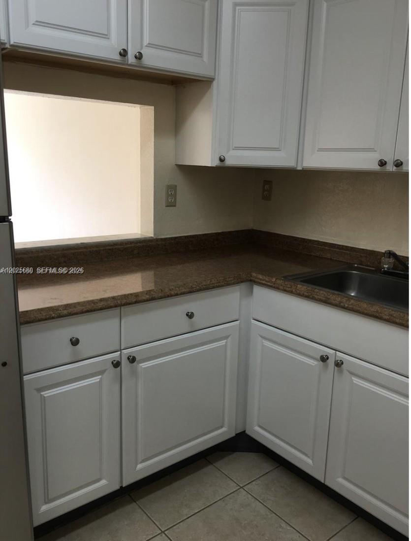 THE BERKELEY CONDO - Residential Lease