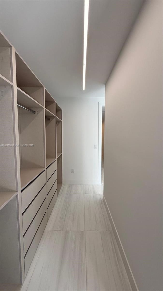 EAST SHENANDOAH - Residential