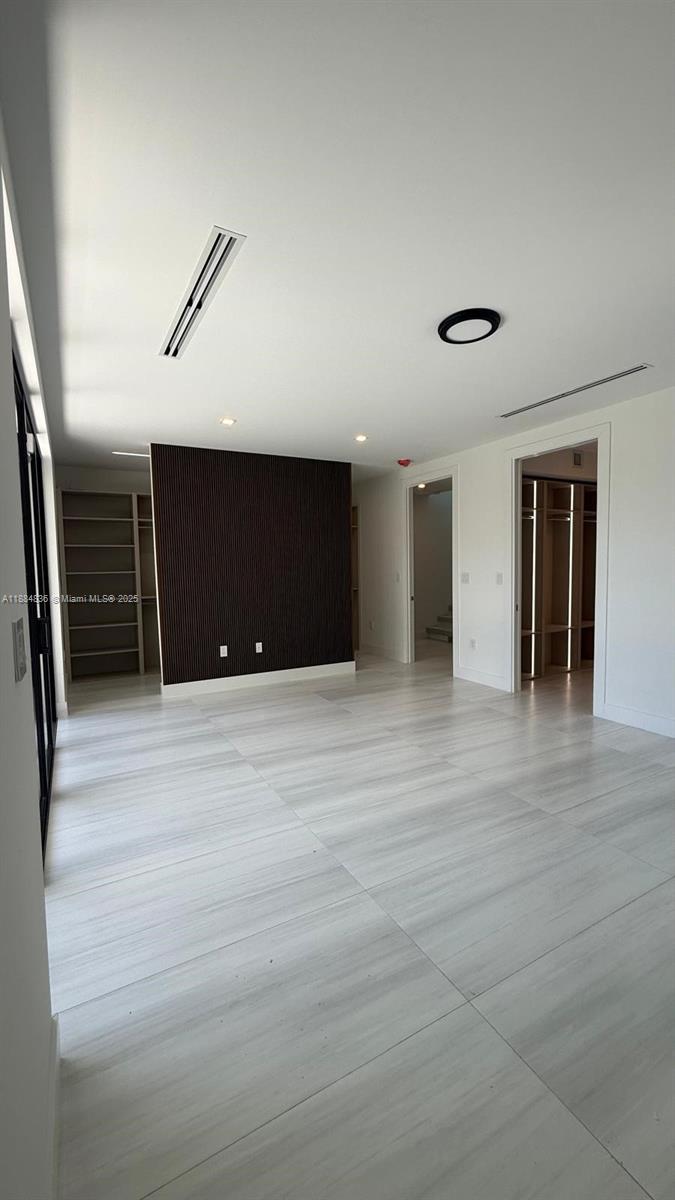EAST SHENANDOAH - Residential