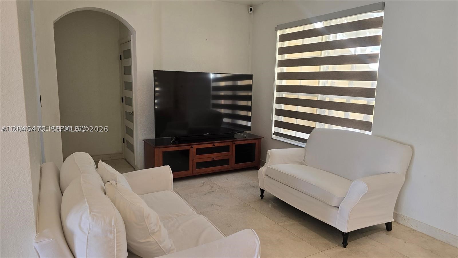 FLORIDIAN BAY ESTATES - Residential
