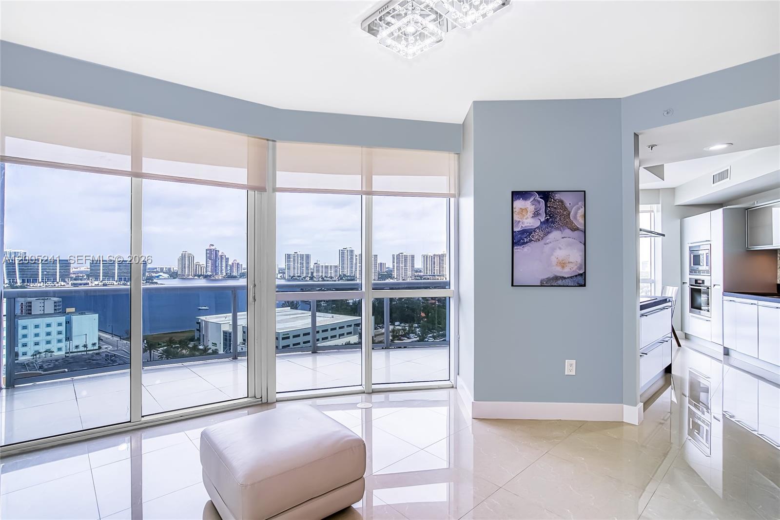 TRUMP ROYALE CONDO - Residential