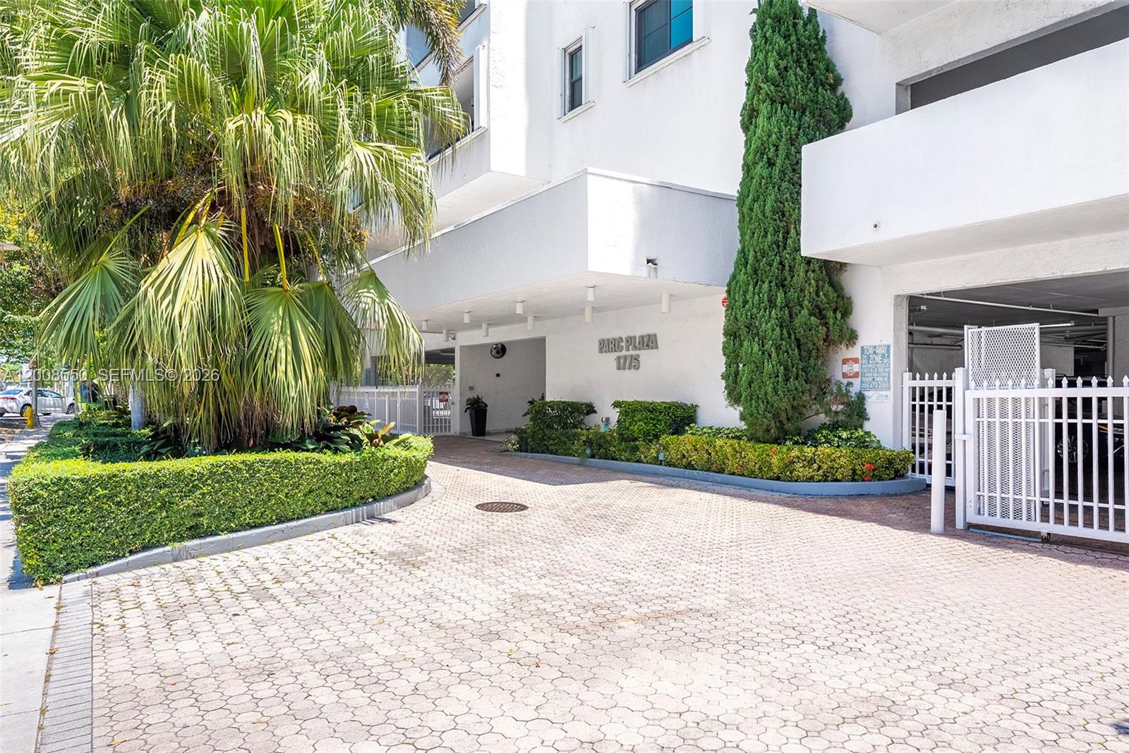 PARC PLAZA CONDO - Residential