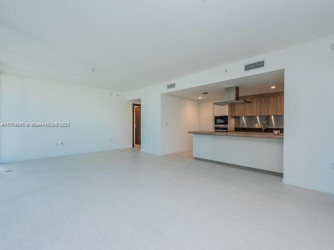 BRICKELL FLATIRON CONDO - Residential Lease