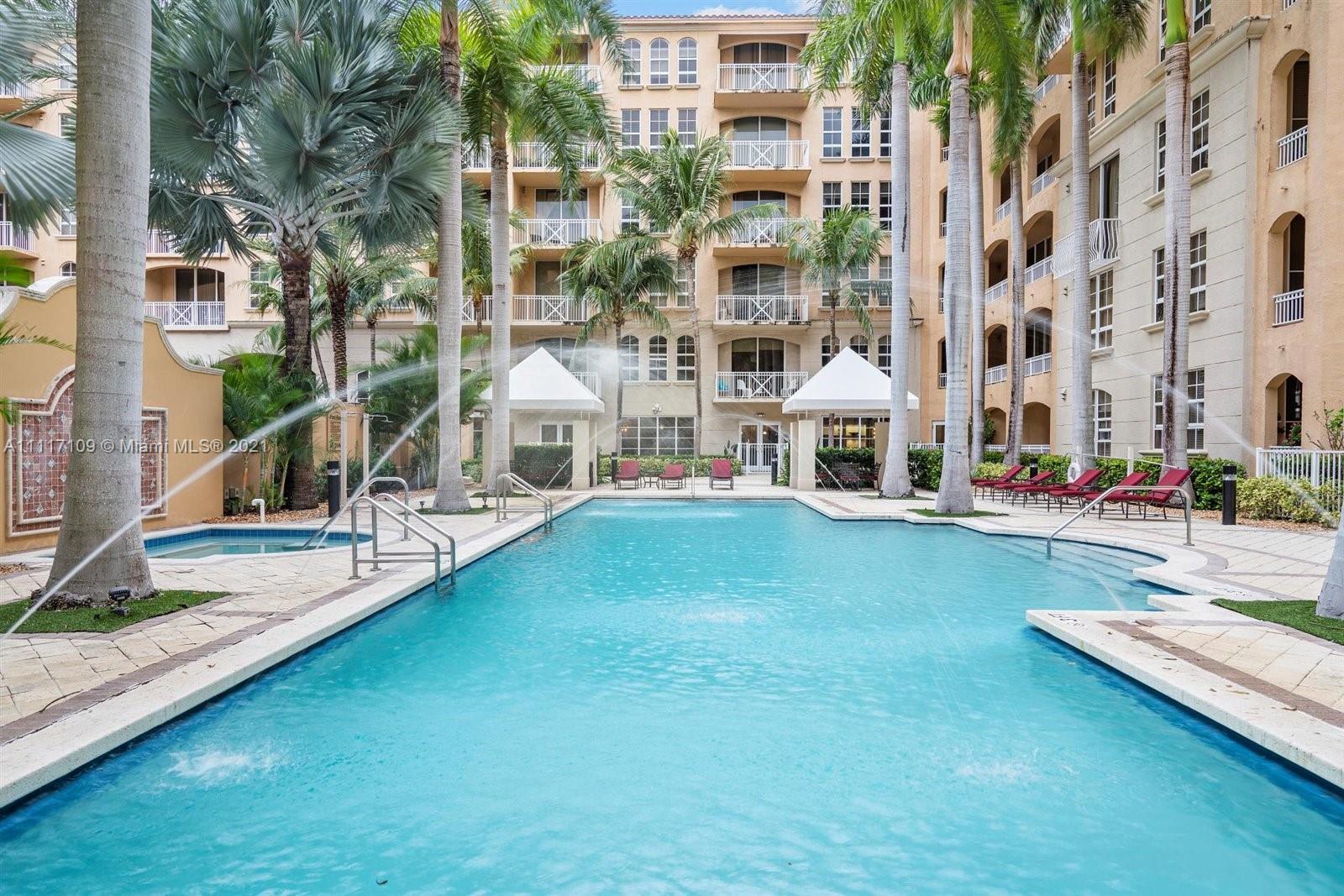 ALAQUA CONDO - Residential
