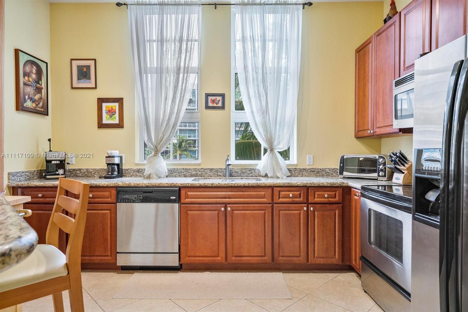 ALAQUA CONDO - Residential