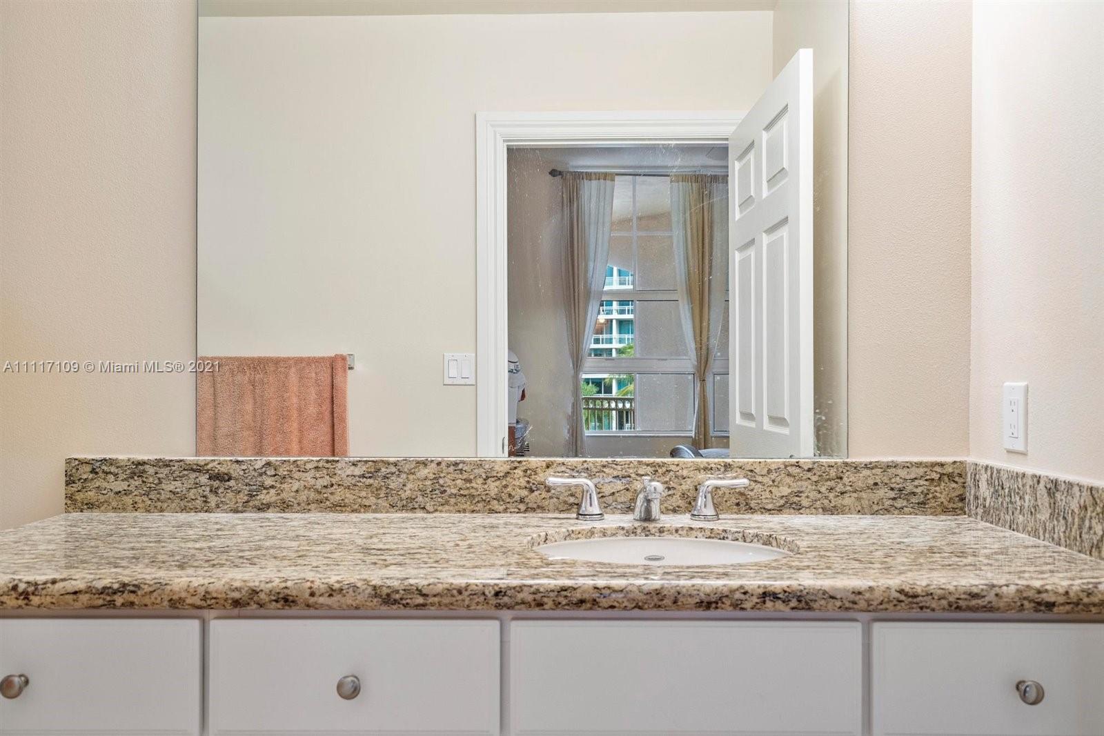 ALAQUA CONDO - Residential