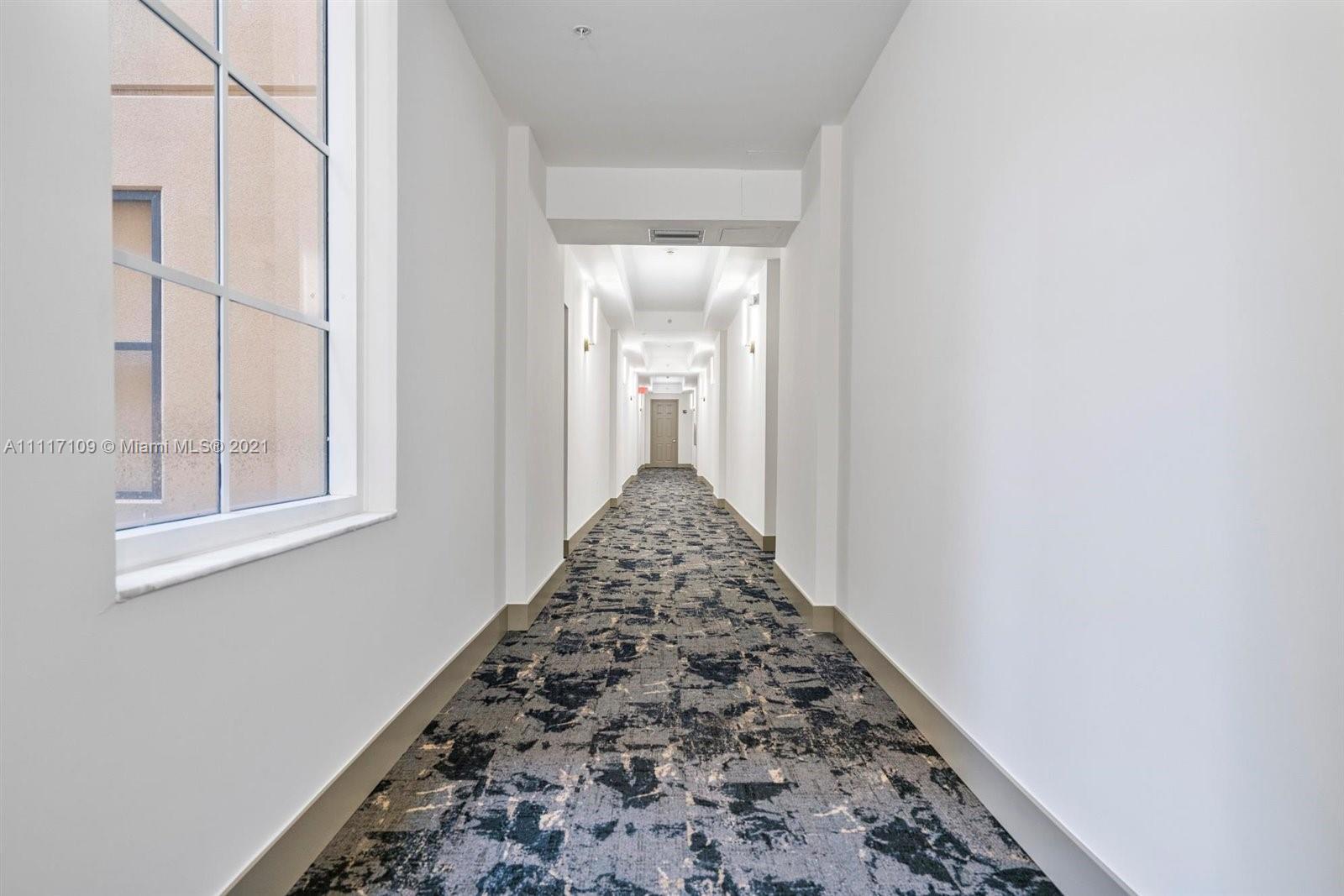 ALAQUA CONDO - Residential