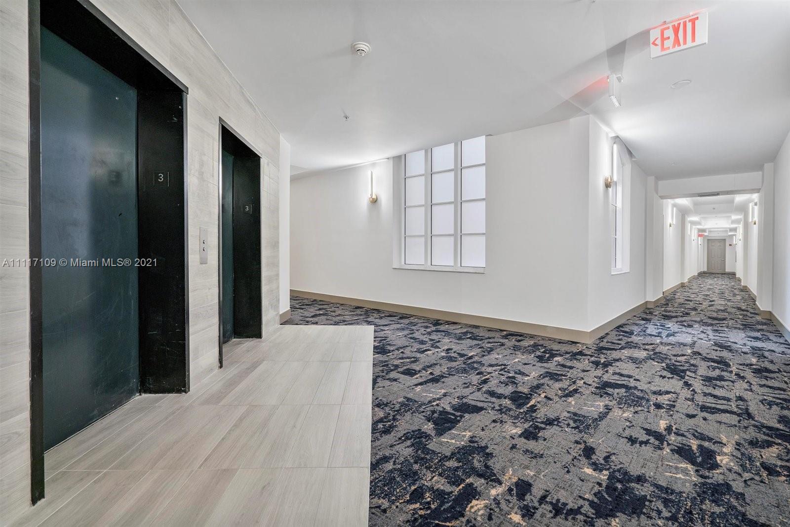 ALAQUA CONDO - Residential