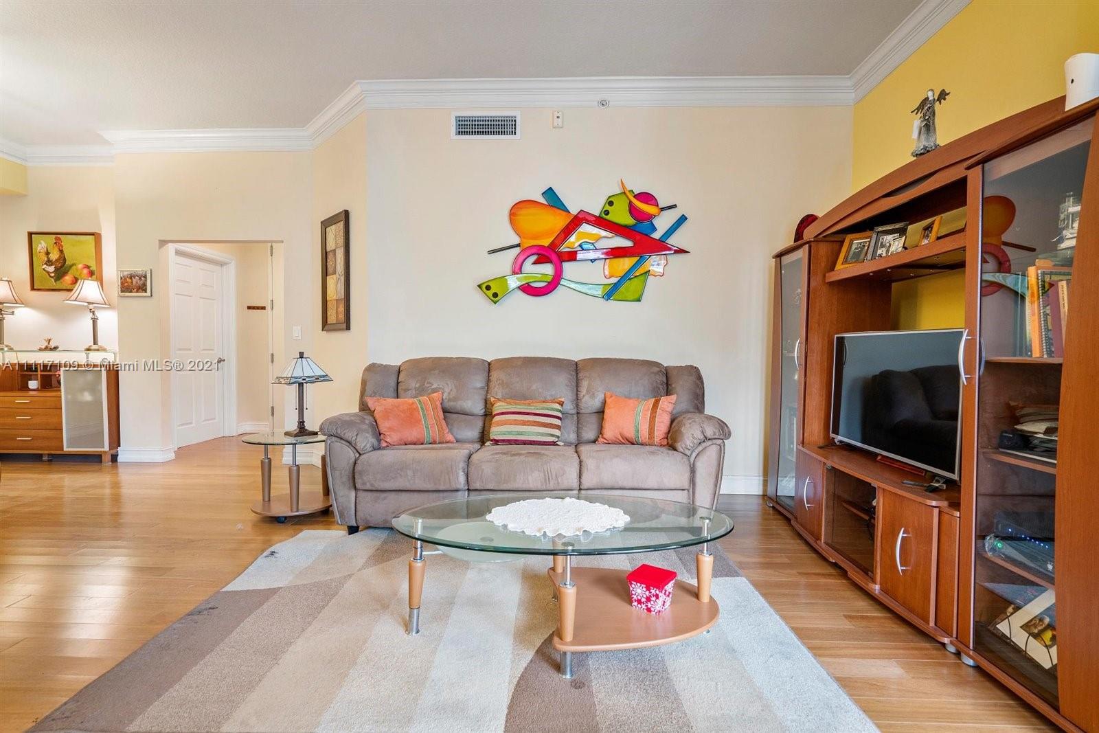 ALAQUA CONDO - Residential