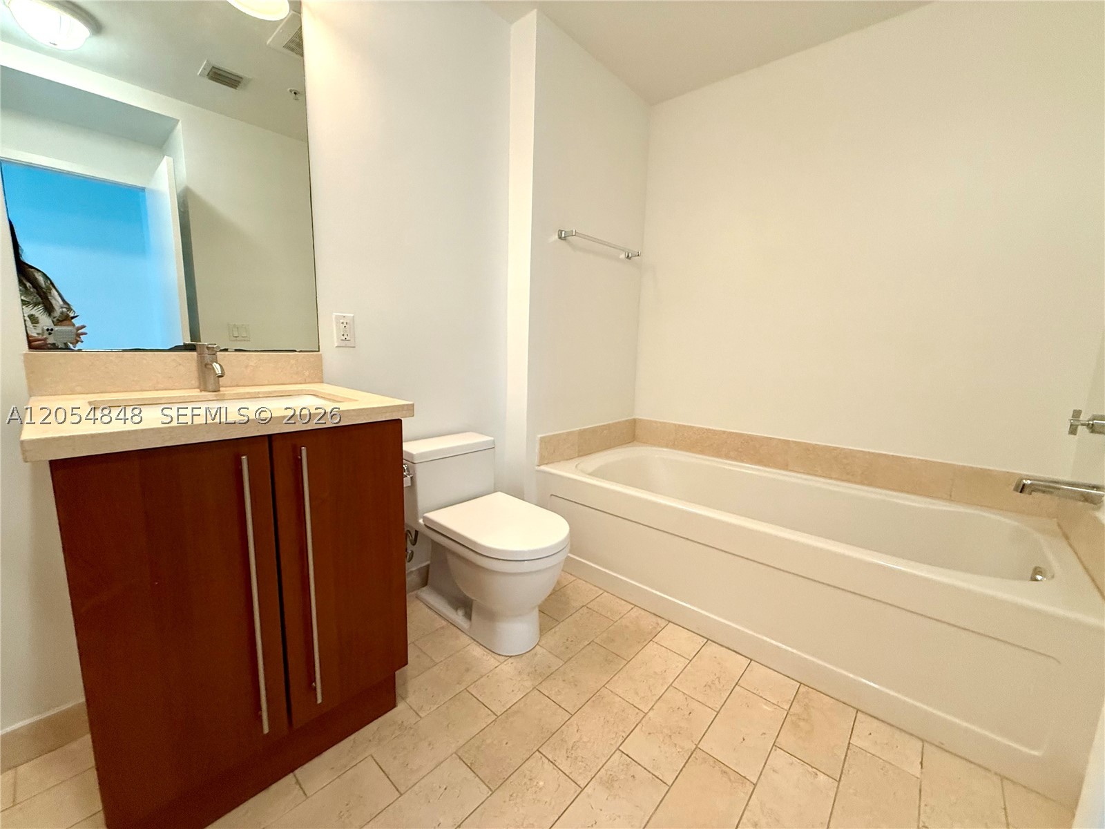 AXIS ON BRICKELL - Residential Lease