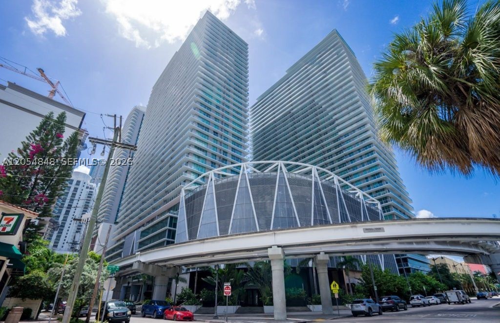 AXIS ON BRICKELL - Residential Lease