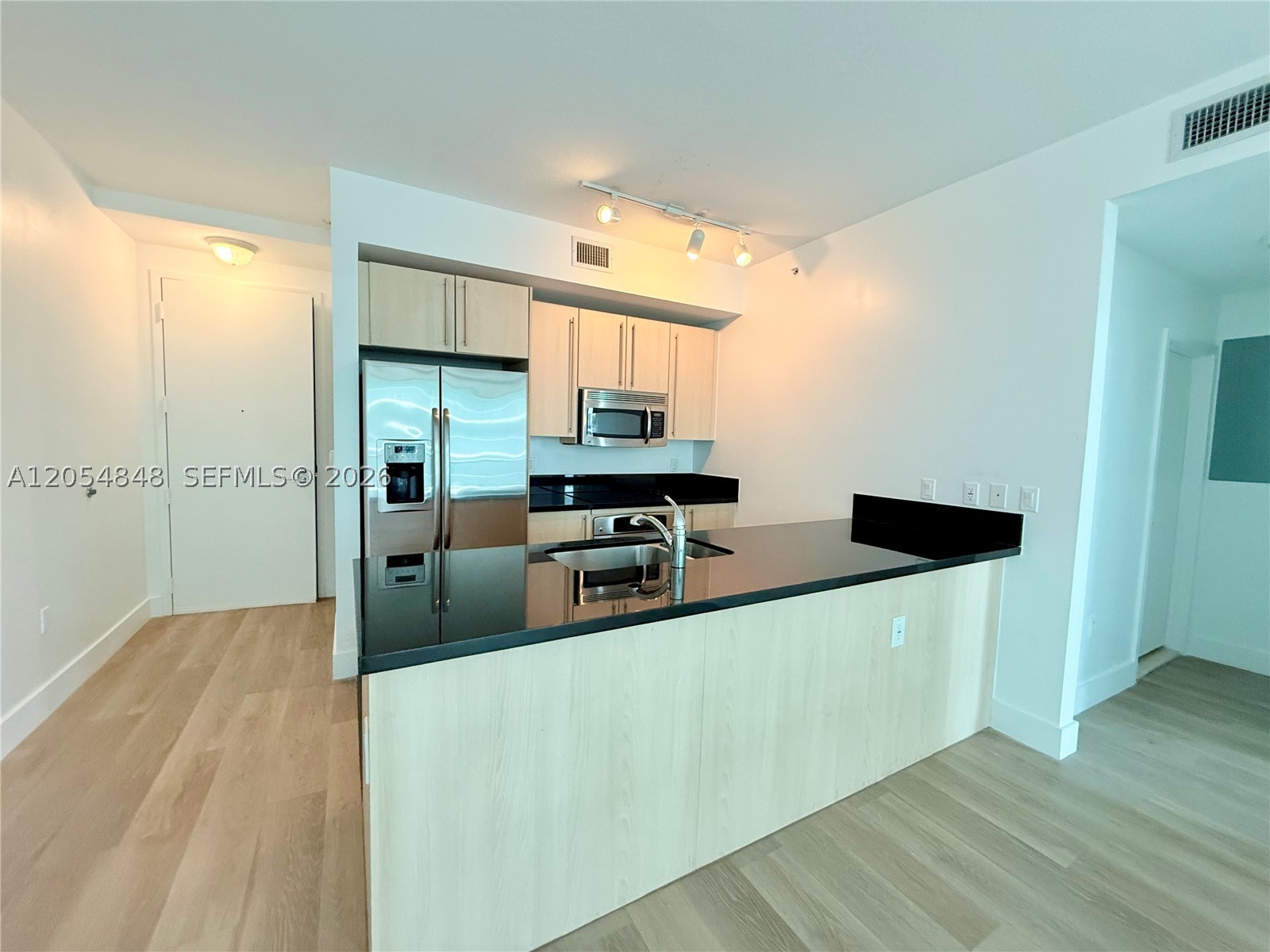 AXIS ON BRICKELL - Residential Lease