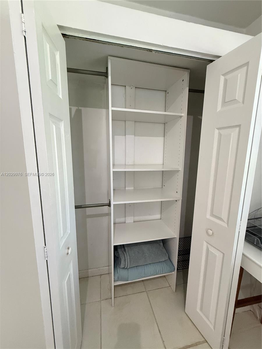 601 CONDO - Residential Lease