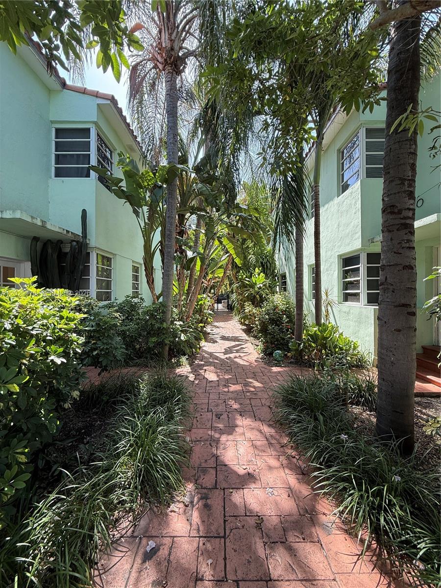 601 CONDO - Residential Lease