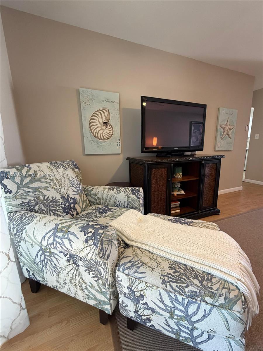 SECOND BAYSHORE CONDO - Residential