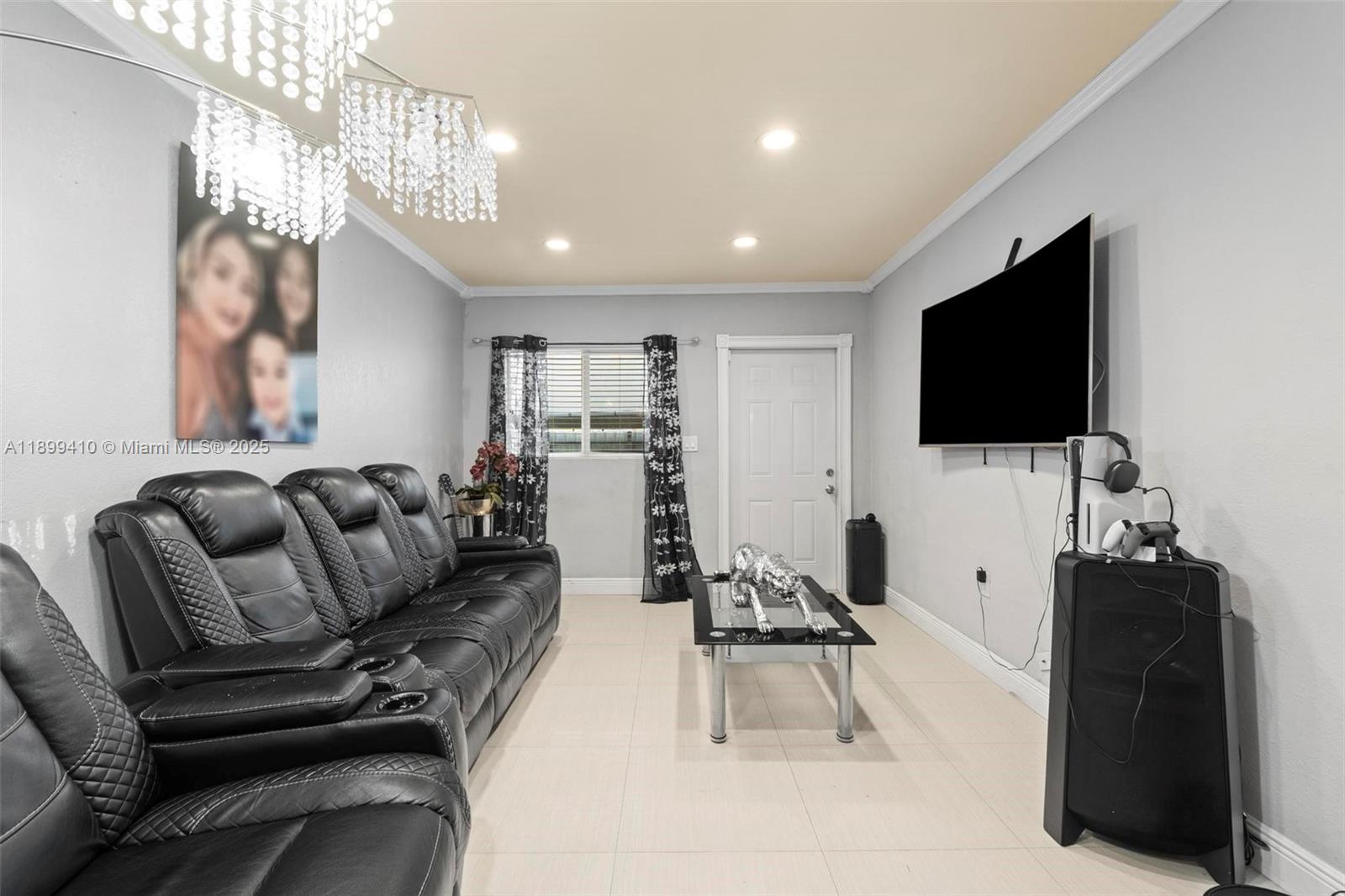 Welcome to this spacious 2/1 duplex unit located in the heart of Hialeah. The property offers its own private entrance, spacious layout, and modern features — perfect for comfortable, independent living. Features include, Tile Floor Throughout; Private Parking; Washer/Dryer; and Fenced Yard. Situated in a quiet residential neighborhood near major roads, shops, schools, and restaurants. Easy access to LeJeune Rd, Okeechobee Rd, and the Palmetto Expressway.
 
Move in costs for tenants who qualify: First month rent plus 1 month security deposit. Qualified tenants must have a minimum credit score of 650. Renters insurance required. 
Water included in rental price. 

Don’t miss this opportunity to live in a beautifully maintained duplex in one of Hialeah’s most convenient locations.