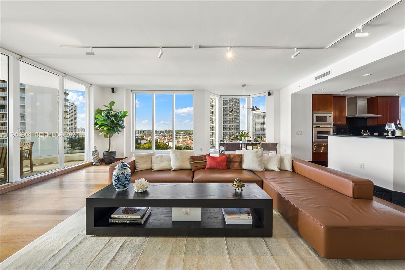 BELLAMARE @ WILLIAMS ISLA - Residential
