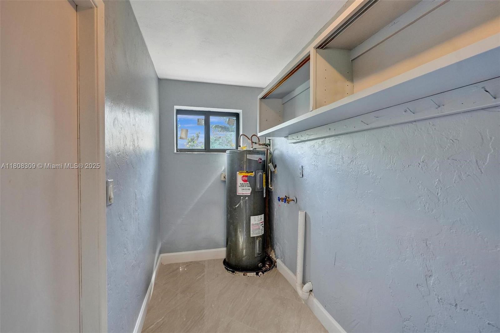 MELROSE PARK ESTATES - Residential Lease