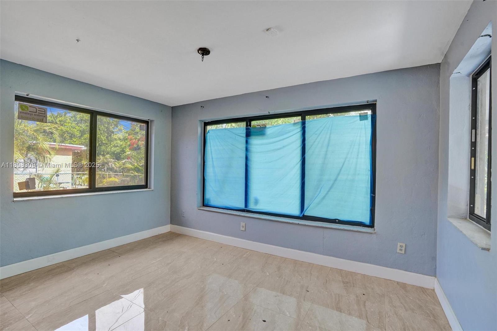MELROSE PARK ESTATES - Residential Lease