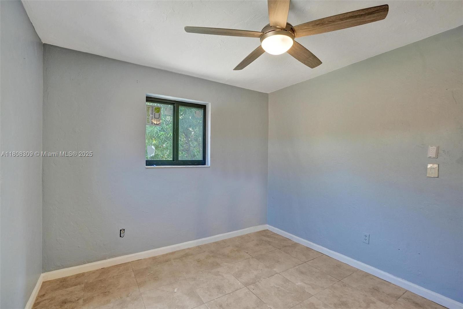 MELROSE PARK ESTATES - Residential Lease
