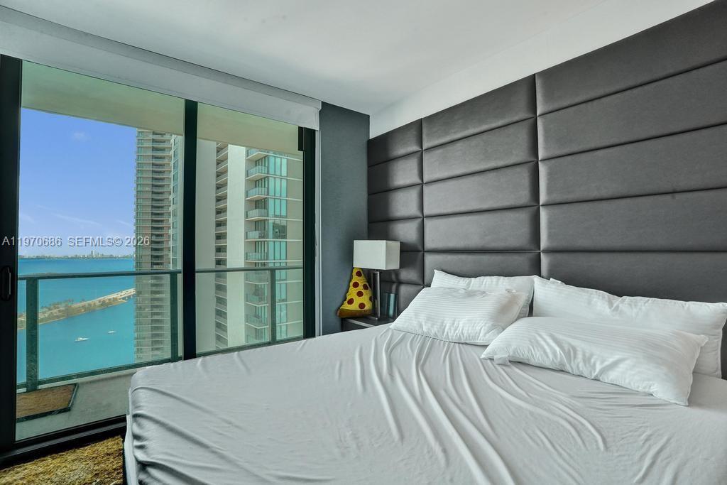PARAISO BAYVIEWS CONDO - Residential