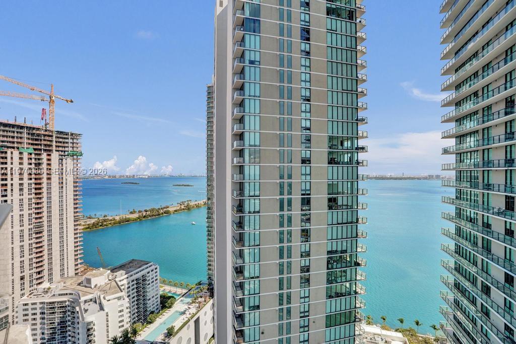 PARAISO BAYVIEWS CONDO - Residential