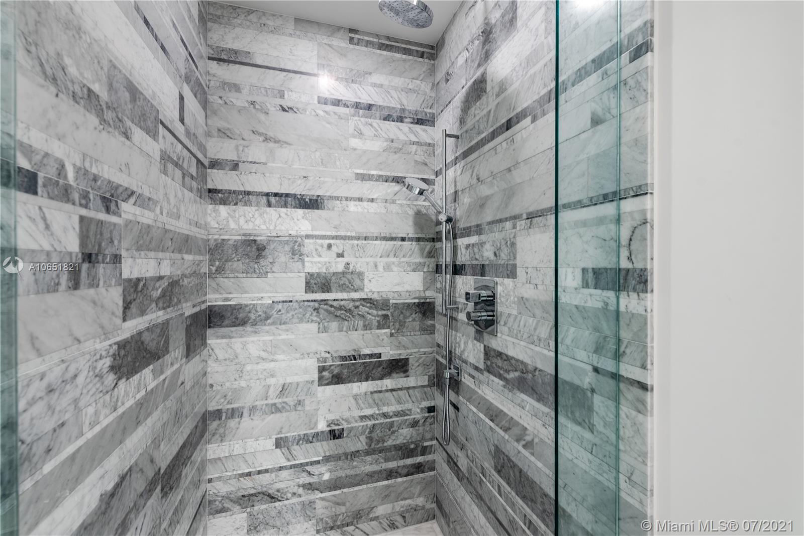 OCEANA BAL HARBOUR CONDO - Residential
