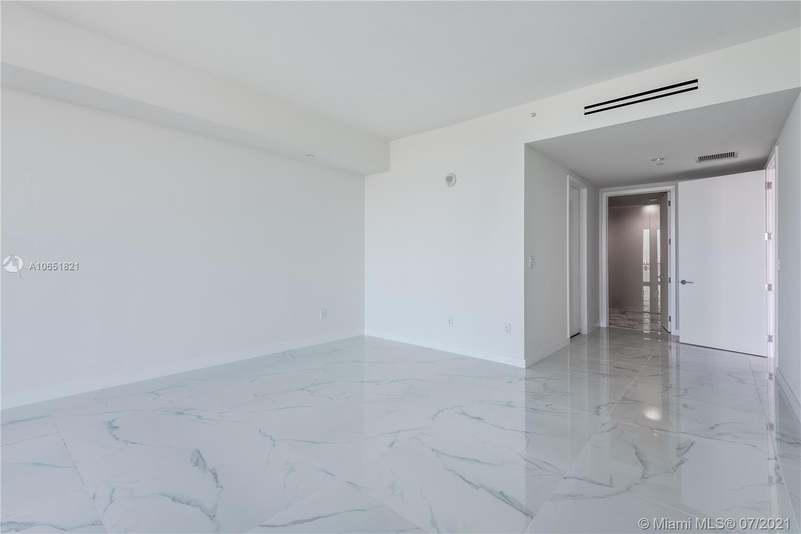 OCEANA BAL HARBOUR CONDO - Residential