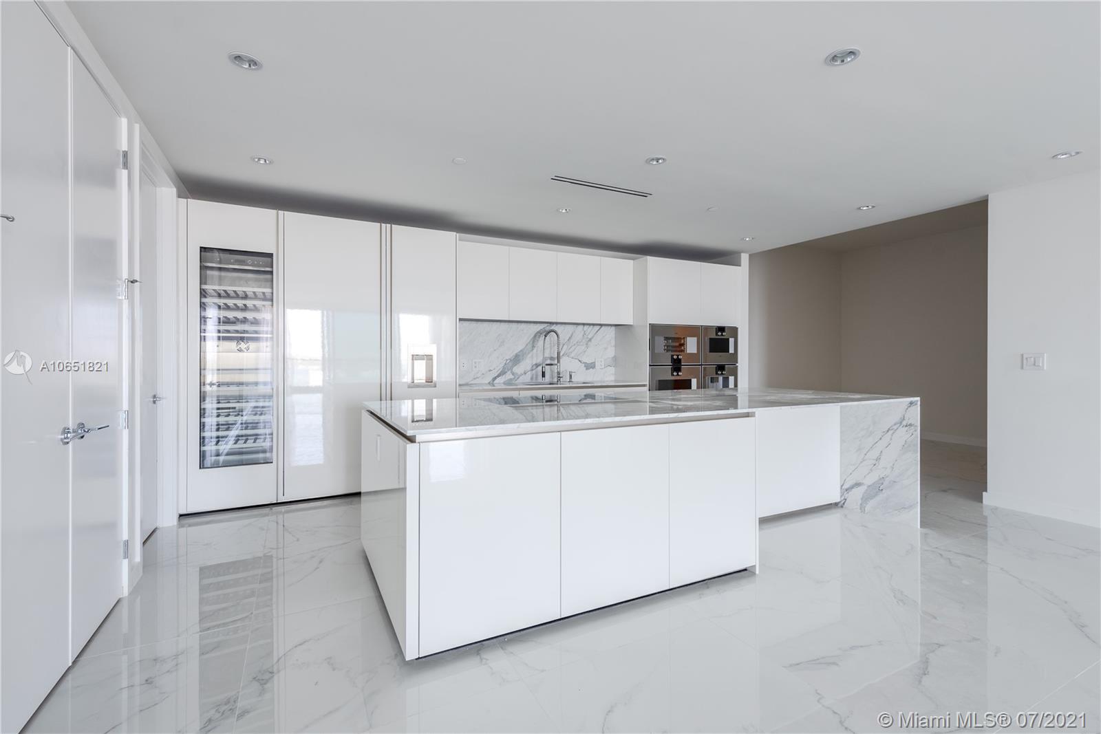 OCEANA BAL HARBOUR CONDO - Residential
