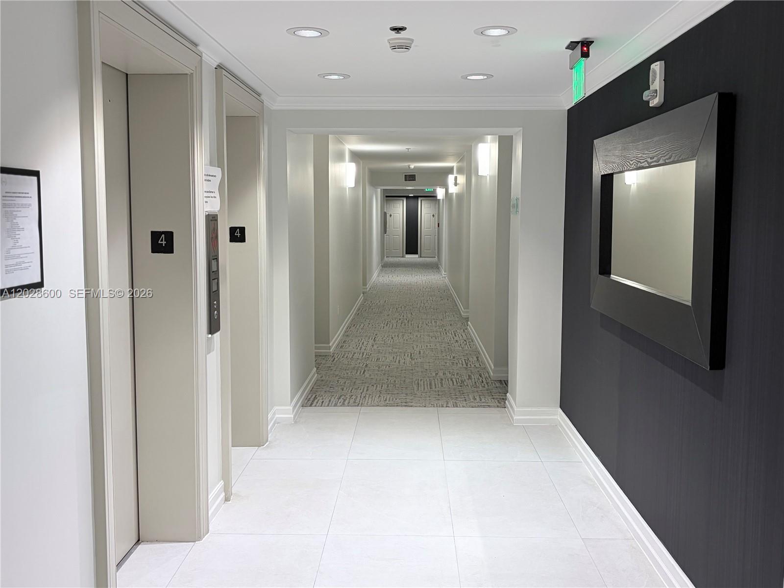 DA VINCI ON DOUGLAS CONDO - Residential Lease